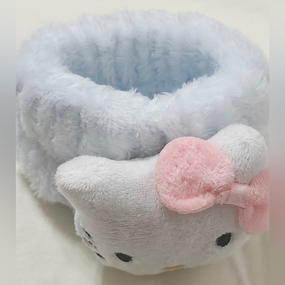 Hello Kitty Plush Wristband - Pink and Light Blue Bundle 2/$12 Or 3/$15 - Picture 3 of 4